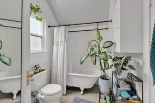 1922 25th St, Sacramento, CA 95816 - Photo 35