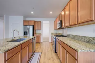 21100 Varietal Ct, Patterson, CA 95363 - Photo 9