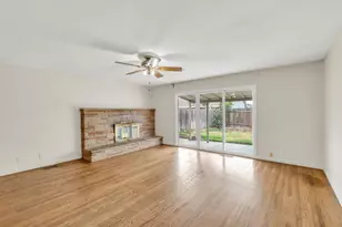 6814 Chevy Chase Way, Sacramento, CA 95823 - Photo 11