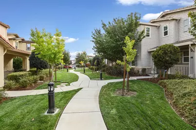 948 S Blake Street, Mountain House, CA 95391 - Photo 7