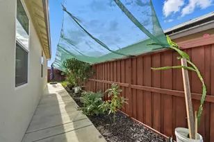 617 Mansfield Dr, Patterson, CA 95363 - Photo 41