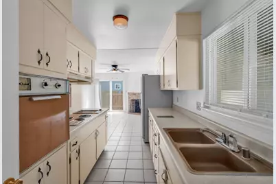 3361 Brunner Drive, Sacramento, CA 95826 - Photo 9