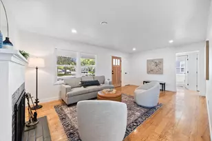 2766 San Luis Ct, Sacramento, CA 95818 - Photo 3