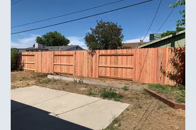 6916 Farmington Way, Sacramento, CA 95828 - Photo 13
