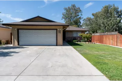 1218 California Avenue, Dos Palos, CA 93620 - Photo 1