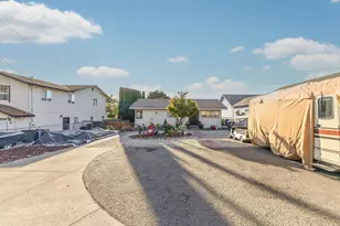 10471 Mariposa Ave, Jackson, CA 95642 - Photo 9