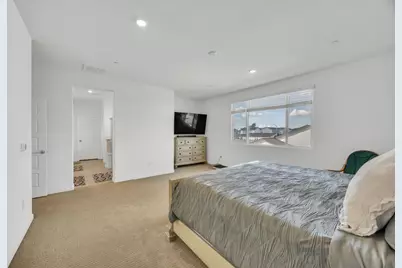 8765 Oldfield Way, Sacramento, CA 95829 - Photo 35