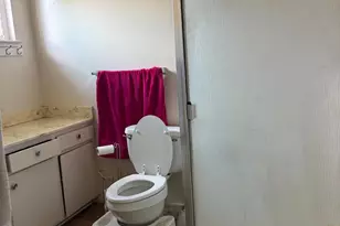 4304 Greenwich Cir, Sacramento, CA 95823 - Photo 11