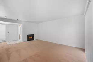 6880 Calvine Rd, Sacramento, CA 95823 - Photo 11