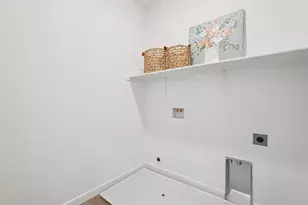 6419 Jacinto Ave, Sacramento, CA 95823 - Photo 15