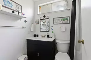 7948 Grandstaff Dr, Sacramento, CA 95823 - Photo 5