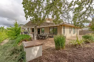 100 Chardin Pl, El Dorado Hills, CA 95762 - Photo 51