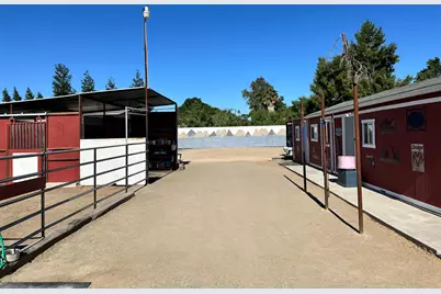 955 Elma St, Hickman, CA 95323 - Photo 17