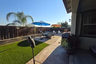736 River Bend Dr, Lathrop, CA 95330 - Photo 9