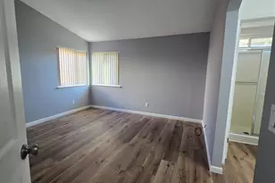 8266 Summer Sunset Dr, Sacramento, CA 95828 - Photo 13