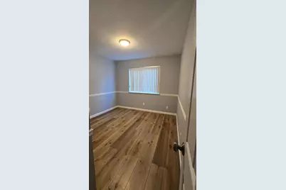 8266 Summer Sunset Drive, Sacramento, CA 95828 - Photo 15