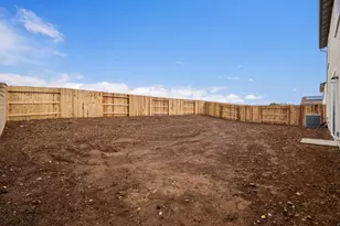 12205 Hetch Hechy Dr, Rancho Cordova, CA 95742 - Photo 35