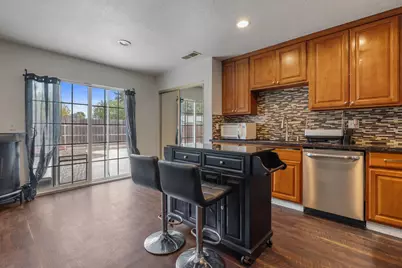 2619 Claridge Lane, Stockton, CA 95210 - Photo 9