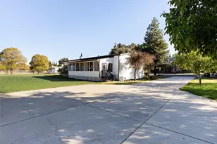 8181 W Kile Rd, Thornton, CA 95686 - Photo 39