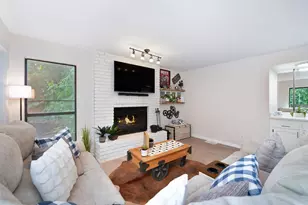 8477 Rick Mary Ct, Fair Oaks, CA 95628 - Photo 17