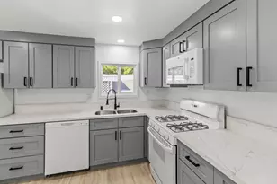 Lauppe Ln, Citrus Heights, CA 95621 - Photo 19