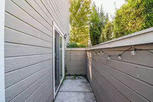 9101 Newhall Dr, Sacramento, CA 95826 - Photo 25