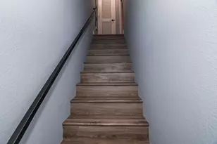 9101 Newhall Dr, Sacramento, CA 95826 - Photo 15