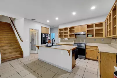 6024 Deepdale Way, Elk Grove, CA 95758 - Photo 5