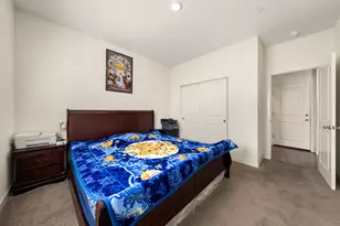 7664 Walpole Wy, Elk Grove, CA 95758 - Photo 35