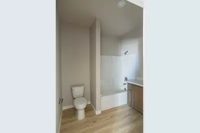 40 W 13th Street, Merced, CA 95341 - Photo 7