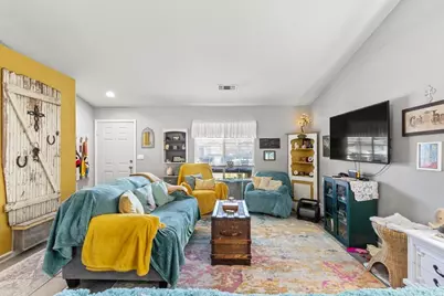 1665 Michelle Drive, Yuba City, CA 95993 - Photo 3