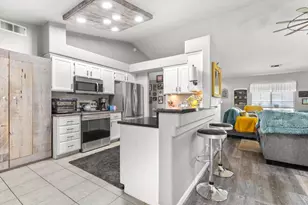 1665 Michelle Dr, Yuba City, CA 95993 - Photo 9