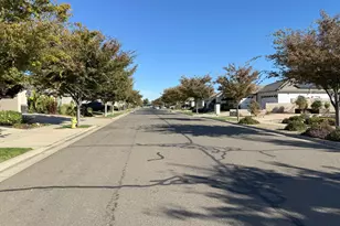 2158 Birmington Dr, Yuba City, CA 95991 - Photo 21