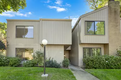 1055 Vanderbilt Way, Sacramento, CA 95825 - Photo 3