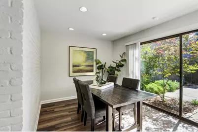 1055 Vanderbilt Way, Sacramento, CA 95825 - Photo 11