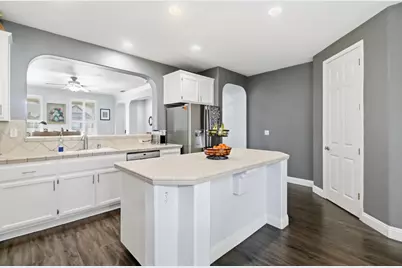 1893 Acari Avenue, Sacramento, CA 95835 - Photo 11