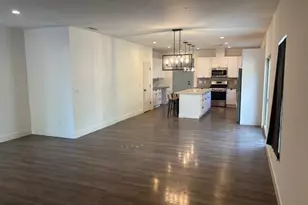 634 El Camino Ave, Sacramento, CA 95815 - Photo 5