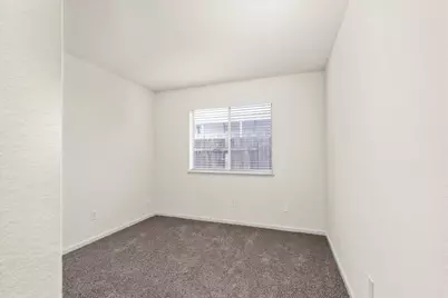 8048 Caymus Drive, Sacramento, CA 95829 - Photo 15