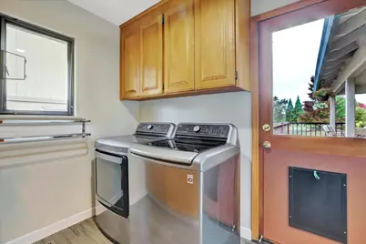 18098 Lake Forest Drive, Penn Valley, CA 95946 - Photo 13