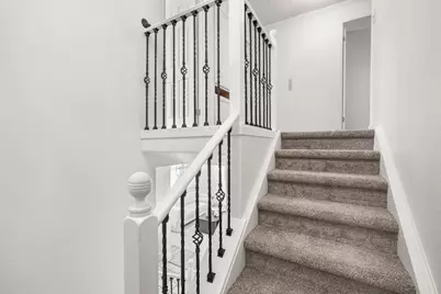 7413 Skander Way, Sacramento, CA 95828 - Photo 29