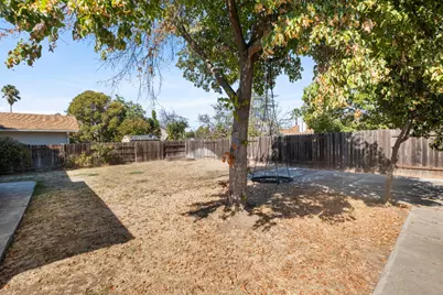 7413 Skander Way, Sacramento, CA 95828 - Photo 55