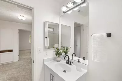 7413 Skander Way, Sacramento, CA 95828 - Photo 47