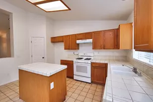 4910 Hearthwood Ct, Stockton, CA 95206 - Photo 13