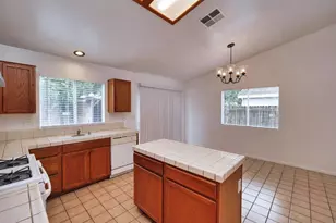 4910 Hearthwood Ct, Stockton, CA 95206 - Photo 15