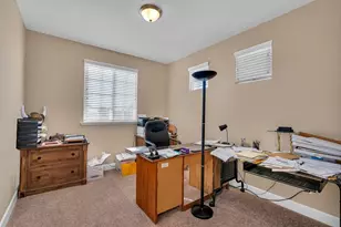 2490 N Fallbrook Dr, Los Banos, CA 93635 - Photo 23