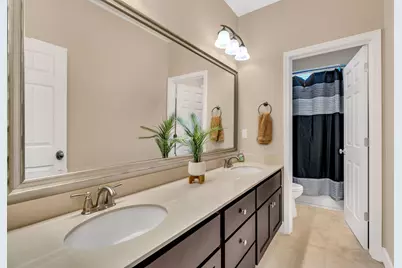 2490 N Fallbrook Drive, Los Banos, CA 93635 - Photo 37