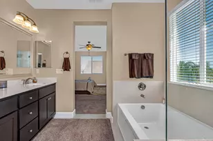 2490 N Fallbrook Dr, Los Banos, CA 93635 - Photo 33