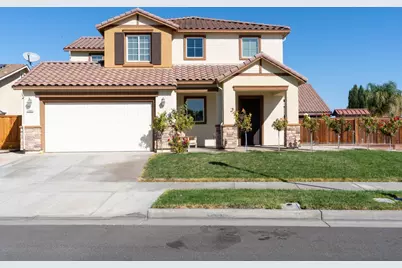 2490 N Fallbrook Drive, Los Banos, CA 93635 - Photo 3