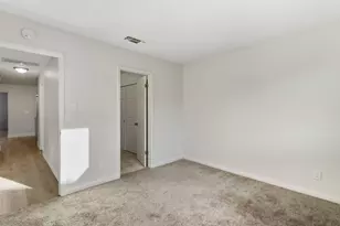 6690 Hometown Way, Sacramento, CA 95828 - Photo 15