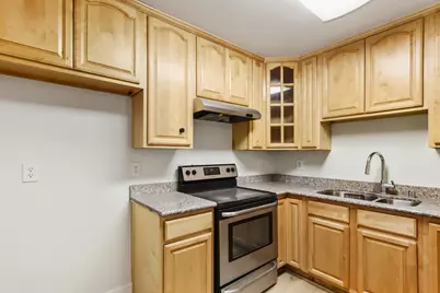 6690 Hometown Way, Sacramento, CA 95828 - Photo 9